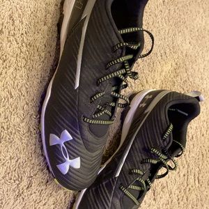Under Armor Size 11 Football Cleats